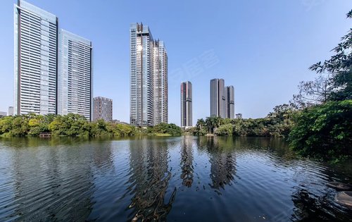 华侨城新天鹅堡三期大美无言