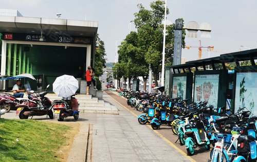 桂花坪正地铁口小高层了解很多可以咨询我呀