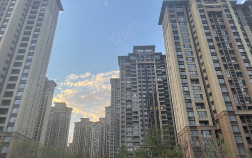 郑开恒大未来城小区优美如斯品质社区126平装修现房78133平四期新品