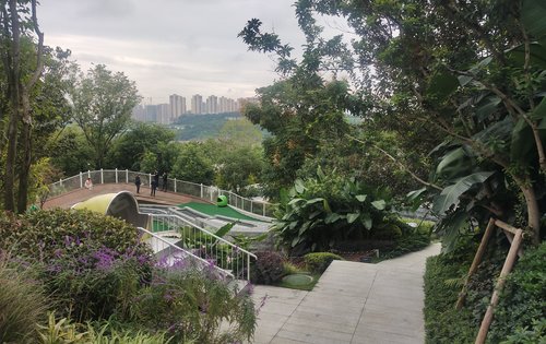 千江凌云坐落在巴滨路中段也被定义为生态宜居住宅用地从环境上来说