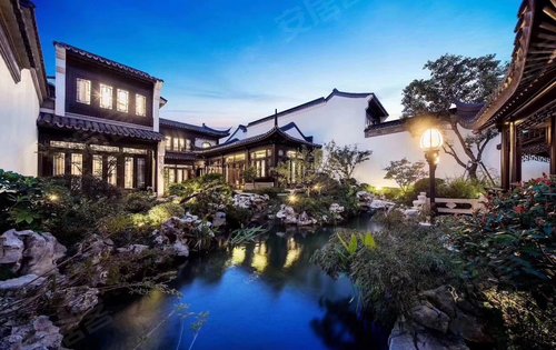 藏马山融创·阿朵小镇新中式合院 电梯洋房