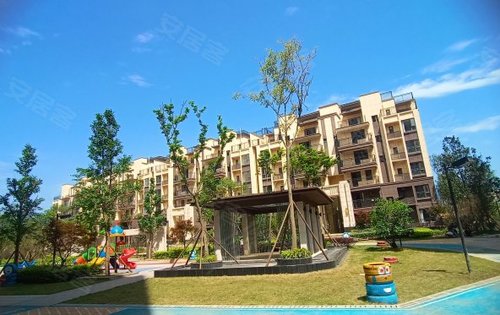 三英·翡翠湾动态:小区实景图照片-黔南安居客