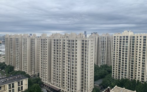 丽都壹号·峯境动态:实拍小区楼景,欢迎各位网友前来售楼处探盘-北京