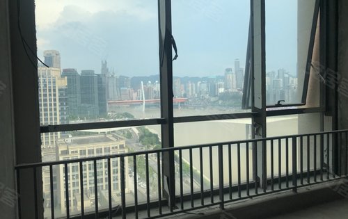 江北嘴鎏嘉码头一线江景公寓即将加推4392平米