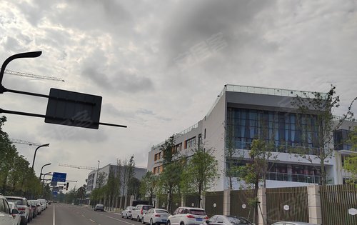 中骏湾璟壹号动态:高新云芯学校-成都安居客