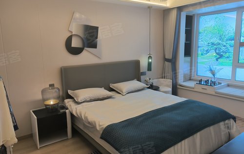 万科公园都会110平样板间