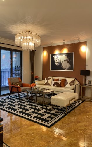 没有什么是比劳累一天舒服的躺在沙发上更惬意的事了,碧桂园yj140户型