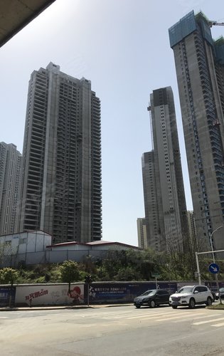 阳光城尚东湾动态:27万方的公园正在施工中本次开盘的地块嘉林苑组团