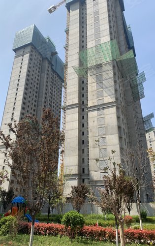 逸景佲园动态:主体即将封顶-西安安居客