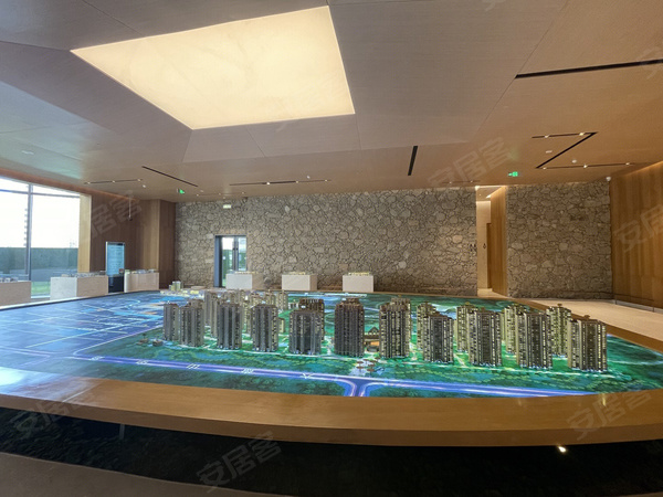 南泊湾，银川南泊湾房价，楼盘户型，周边配套，交通地图，金凤区正源南街和六盘山路交会处西南角 - 安居客