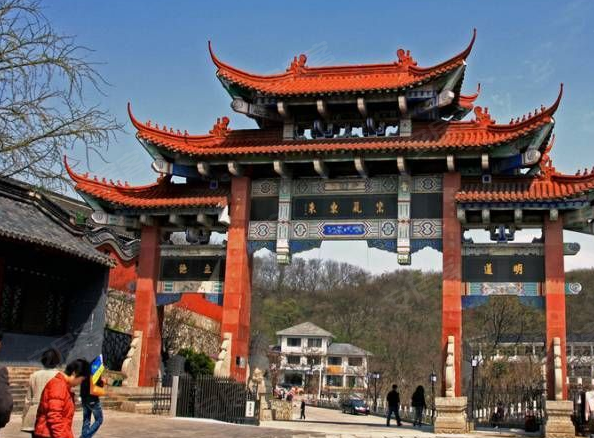 卢瓦尔郡,句容卢瓦尔郡房价,楼盘户型,周边配套,交通地图,句容市东南