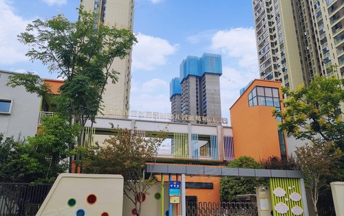 陽光城尚東灣動態:公立幼兒園,長塘裡陽光小學,長沙市一中雨花新華都