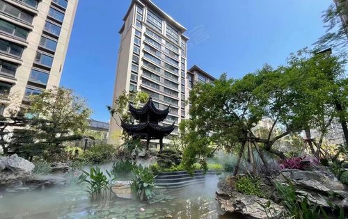 建发交付小区的实景观赏