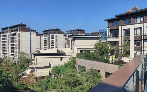 秋高气爽心旷神怡金隅紫京熙院欢迎您