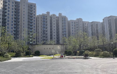 上港星江湾动态:二期实景照片大的楼间距带来优秀的采光-上海安居客