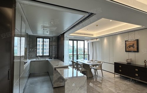 厦门竞配建|五缘橖月动态:建发五缘湾玺目前还有少量5房195平的户型，两梯两户的设计，门口可以做一个大的玄关柜...-厦门安居客