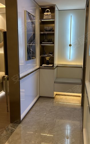 绿城春来风华118样板间实拍独立卫浴三室两厅两卫总高18层一梯两户