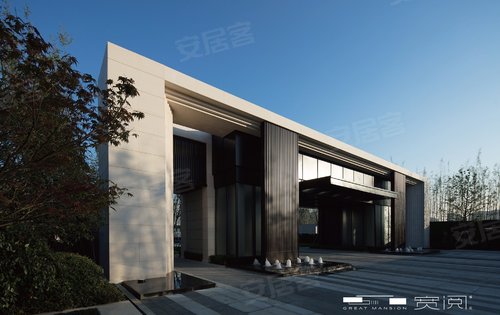 非常气派的大门