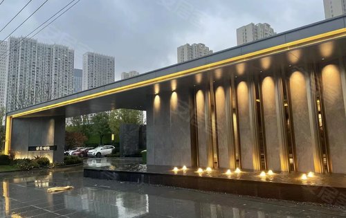 酒店港湾式落客大堂可以看看