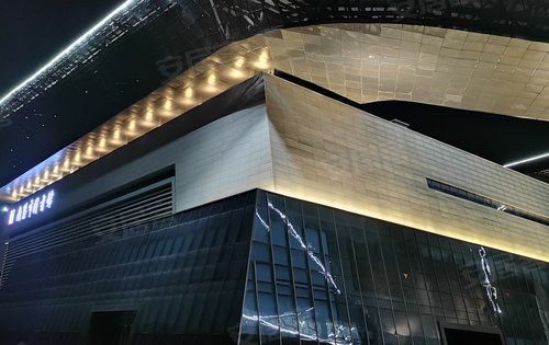 领创滨河府动态:三馆一院夜景