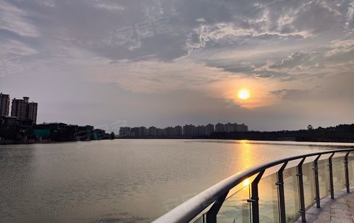 美林湖动态:美林湖星汇半岛太阳落山了-广州安居客