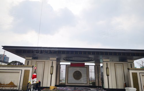 信友商丘天润公馆樾府项目马上开始面市