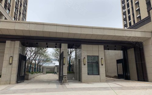 雅园d地块大门已经落成