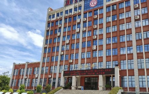 项目周边一公里一所厦门一中集美分校