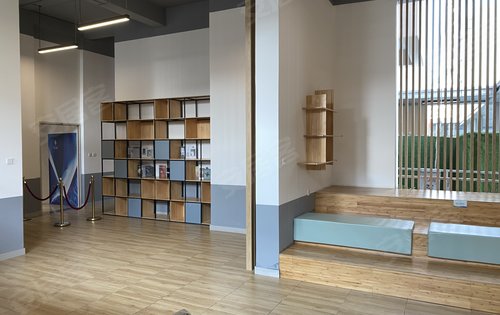 星河东悦湾18栋架空层休闲书吧正式开放欢迎体验