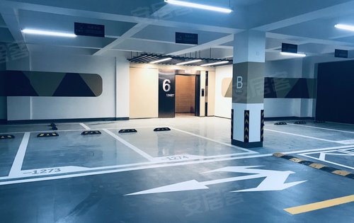 金地华著地下停车位实景拍摄仅供参考