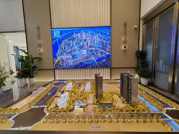 枫璟雅园，南京枫璟雅园房价，楼盘户型，周边配套，交通地图，东至新亭街，南至河道，西至庙中街，北至高庙路 - 安居客
