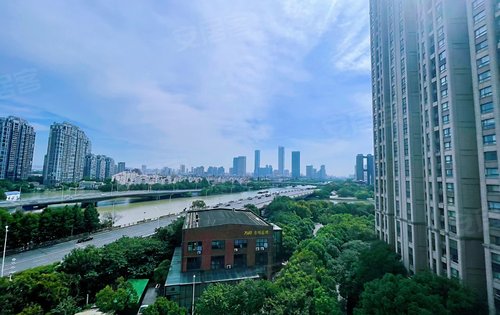 一线河景房蓝湾就是如此真实…拍摄于11号楼的10楼