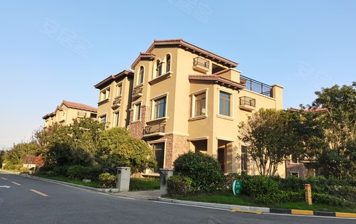 孝感碧桂园桃源与墅区为邻