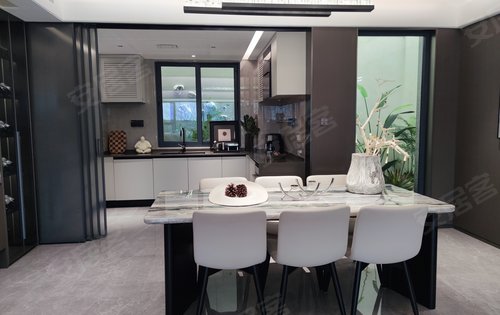 龙湖青云阙188平四室两厅三卫样板间展示