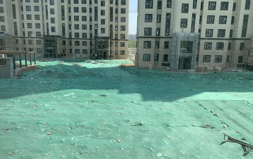 万盛珑玺动态:7号楼1点多的采光,67米楼间距!一楼都不挡光-长春安居客