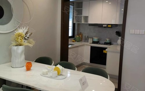 心泊湾善水居 106平方紧凑型户型设计,公摊小,视野好,采光高.