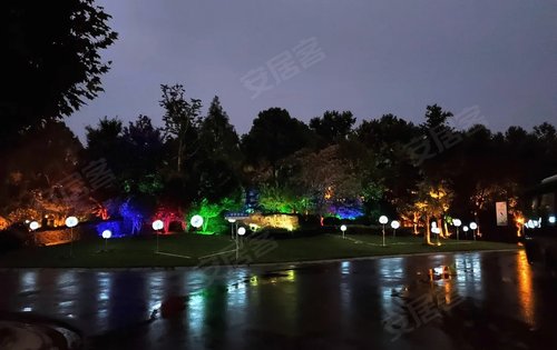 中建汤逊湖壹号动态:就问你们夜景美不美-武汉安居客