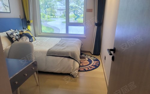 万科公园都会138平户型样板间