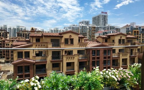 六层电梯花园洋房还有一楼带院子在售送车位单价8900起