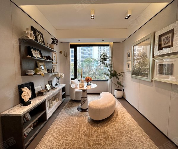 华润置地中环天宸天奕B1户型,华润置地中环天宸4室2厅2卫1厨约123.00平米户型图,朝南朝向 - 成都安居客