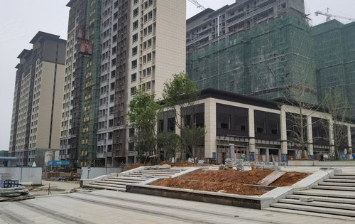大汉汉府,一期小高层,已经全部封顶,外立面基本上已经完成-长沙安居客