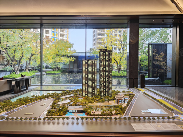 建发朗玥，武汉建发朗玥房价，楼盘户型，周边配套，交通地图，中北路与兴国南路交汇处 - 安居客