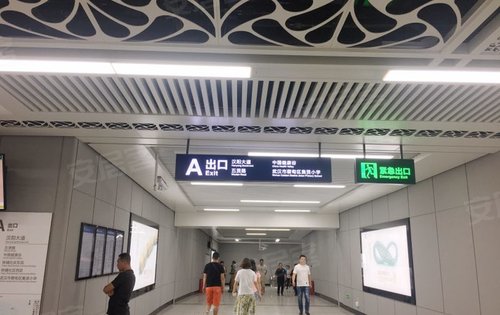 健康谷门口地铁已通车4号线集贤站a出口欢迎来看房