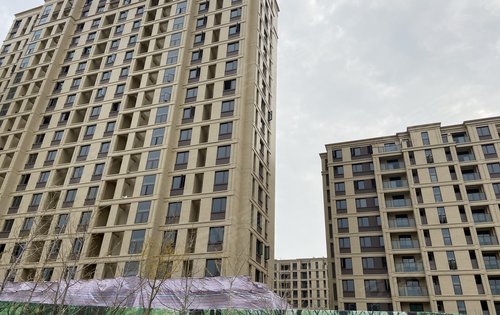 中南府动态:一期实景呈现二期正在加紧建设中南府你的不二选择-新乡