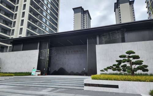 即将交付的正弘新城壹号院实景园林拍摄!