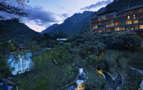 2019年国庆旅游经济总量_国庆手抄报(2)