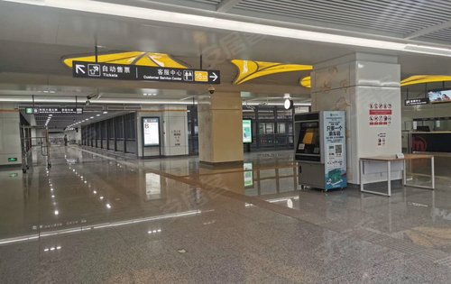 青山湖科技城地铁口200米好项目