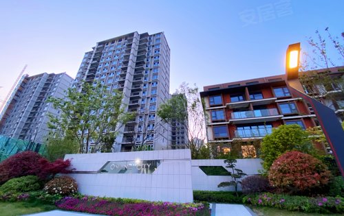 四季都会晓风来