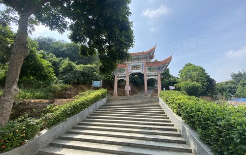 悦玲台对面的石水口公园早晨起来去爬山,空气真的非常好,吸收满满的负