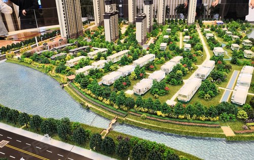 路劲时代城二期项目沙盘,现在在卖5/6号楼